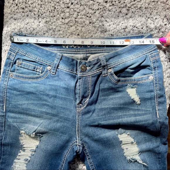 Distressed Denim jeans - Wallflower / Eclipse - Picture 7 of 10